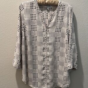 Chic Cream and Black  Blouse size 1 X